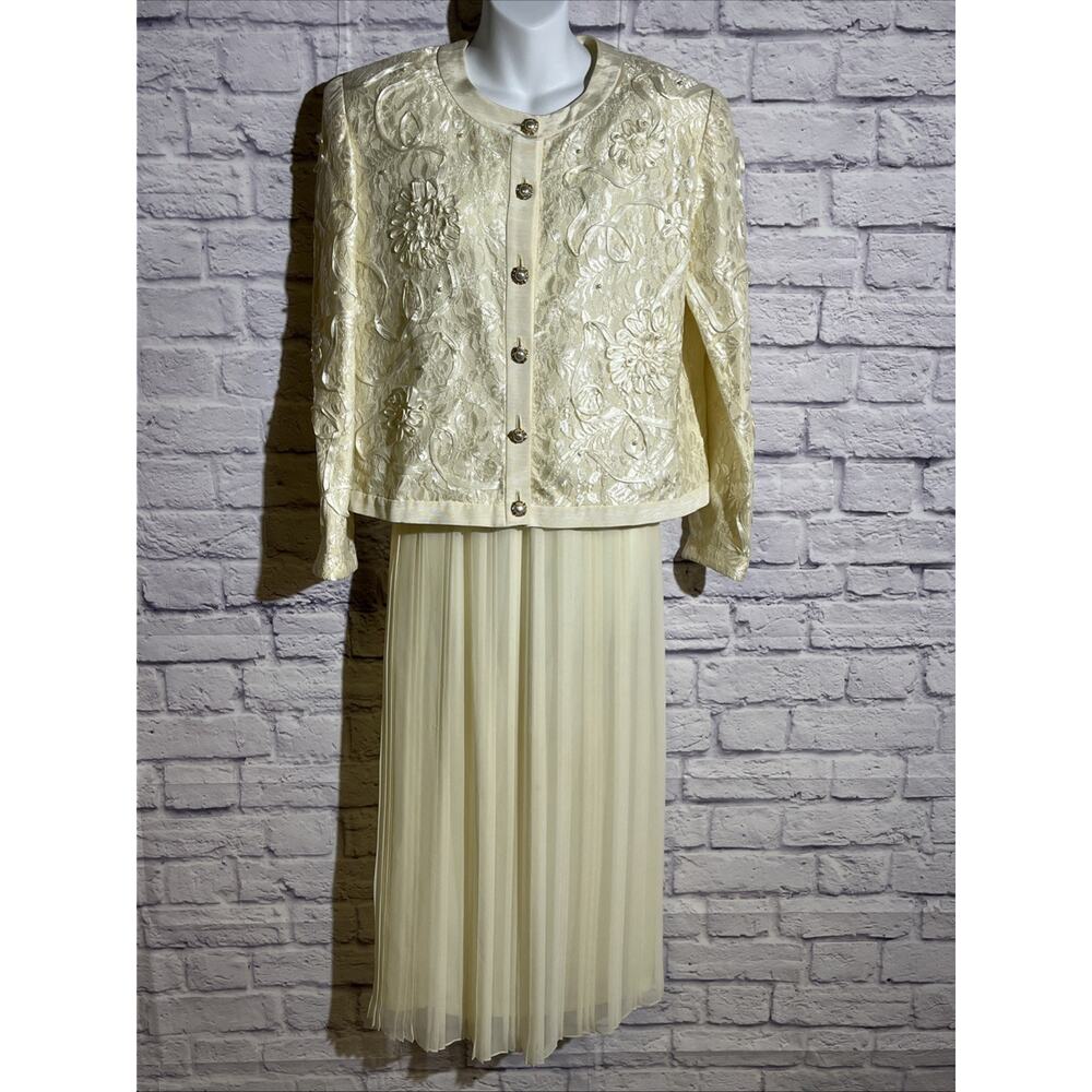 Vintage Nuit Union Made Cream Embroidered Skirt Suit Set Size 12